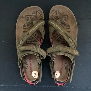 Brown Merrell Sandals, Size 7